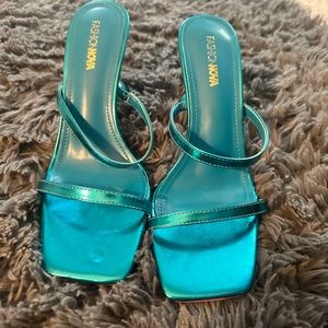 Fashion nova blue heels